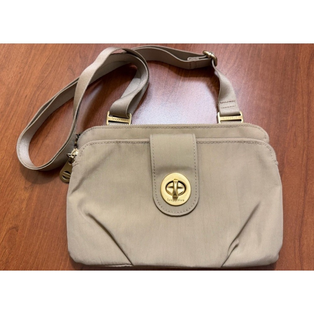 Baggallini Toronto Double Zip Crossbody Bag in Beige/Taupe